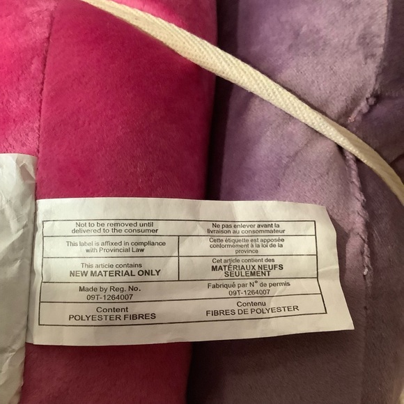 Rae Dunn Set of 3 Heart Shaped Pillows - Picture 6 of 7